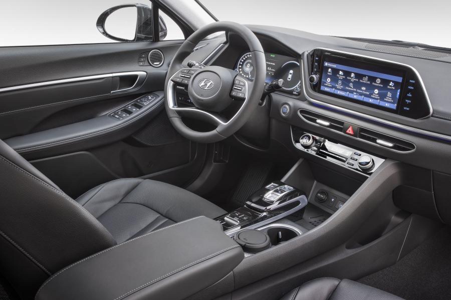 Интерьер Hyundai Sonata (DN8) 2019 года  (CIS) (фото 7 из 7)